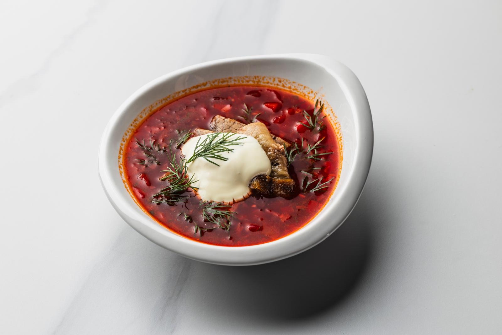 Borscht with sour cream and dill